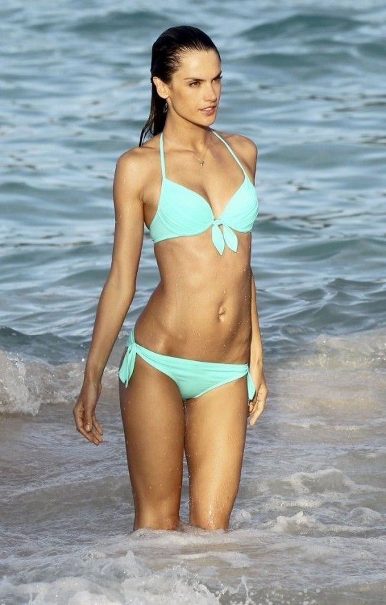 Frostbite reccomend Emma watson bikini models