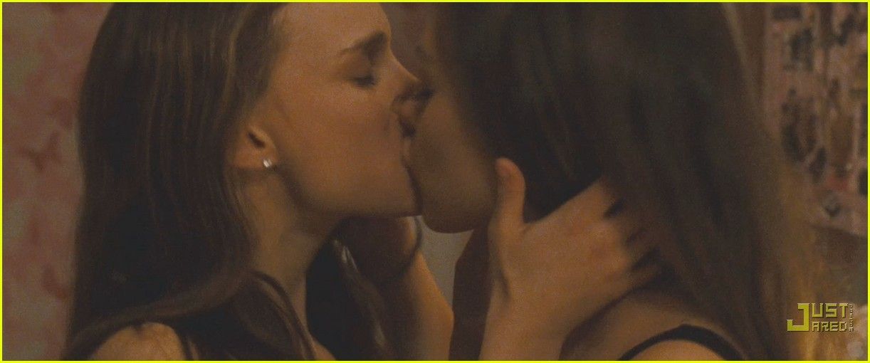 best of Scene lesbian Kunis portman