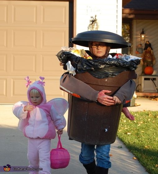 FB reccomend Midget on trash can costume picture