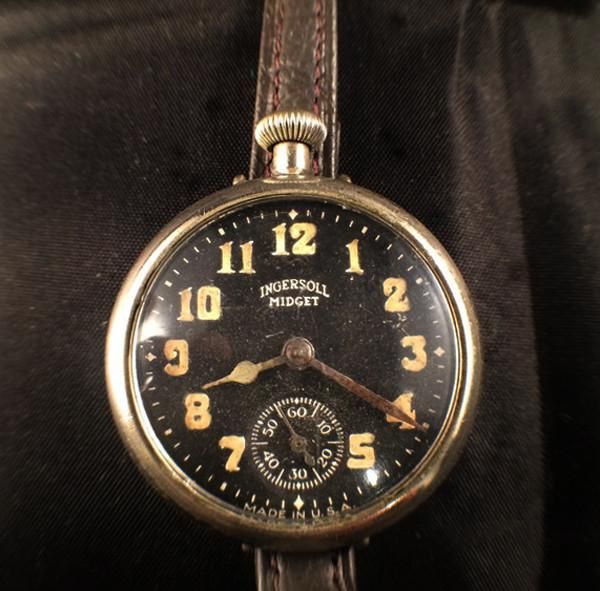 Combo reccomend Ingersoll midget wristwatch