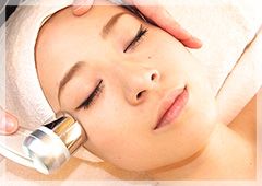Facial massage treatment
