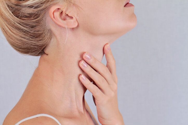 Facial tingle low thyroid